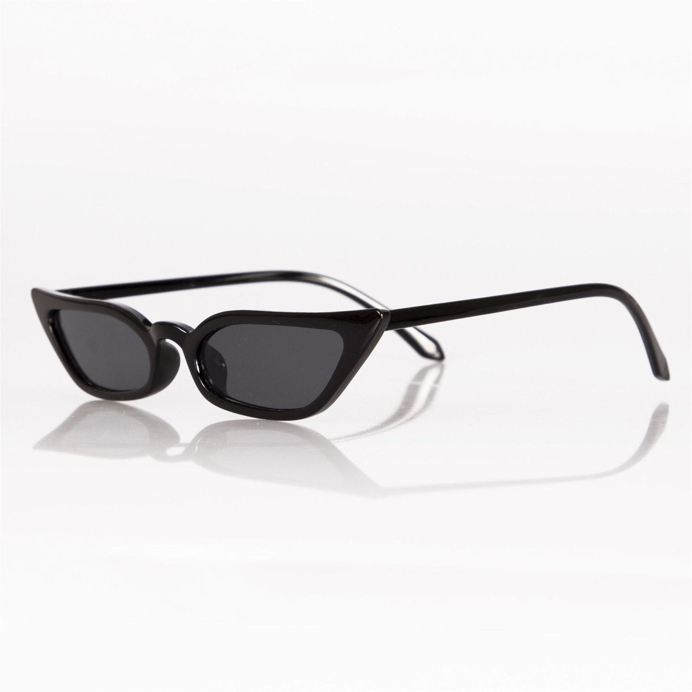 Angels Whisper Kitten-eye Sunglasses in Black - Hey Sara