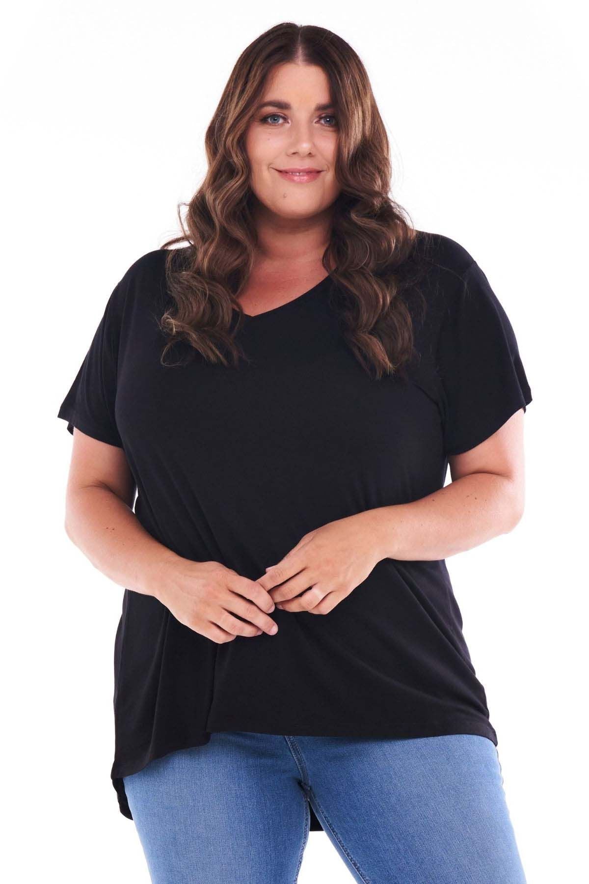 Betty Basics Ava Tee in Black - Hey Sara