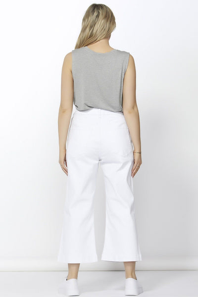 Betty Basics Drew Wide Crop Culotte Jean in White - Hey Sara