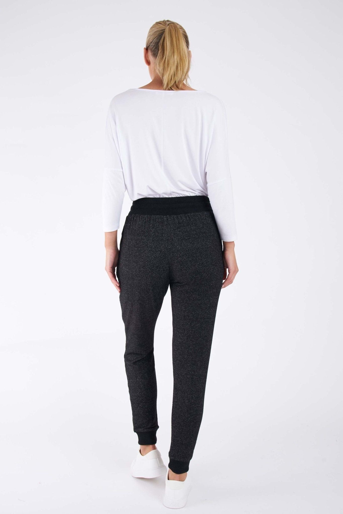 Betty Basics Emerson Pant in Charcoal - Hey Sara