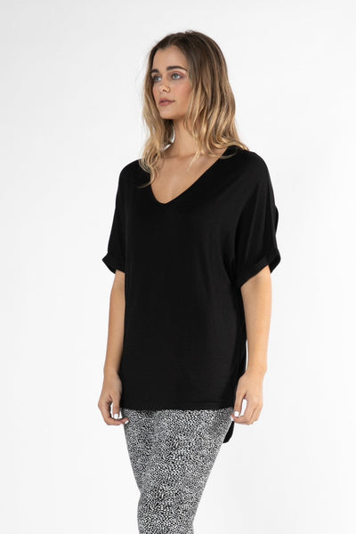Betty Basics Granada Oversized Tee in Black - Hey Sara