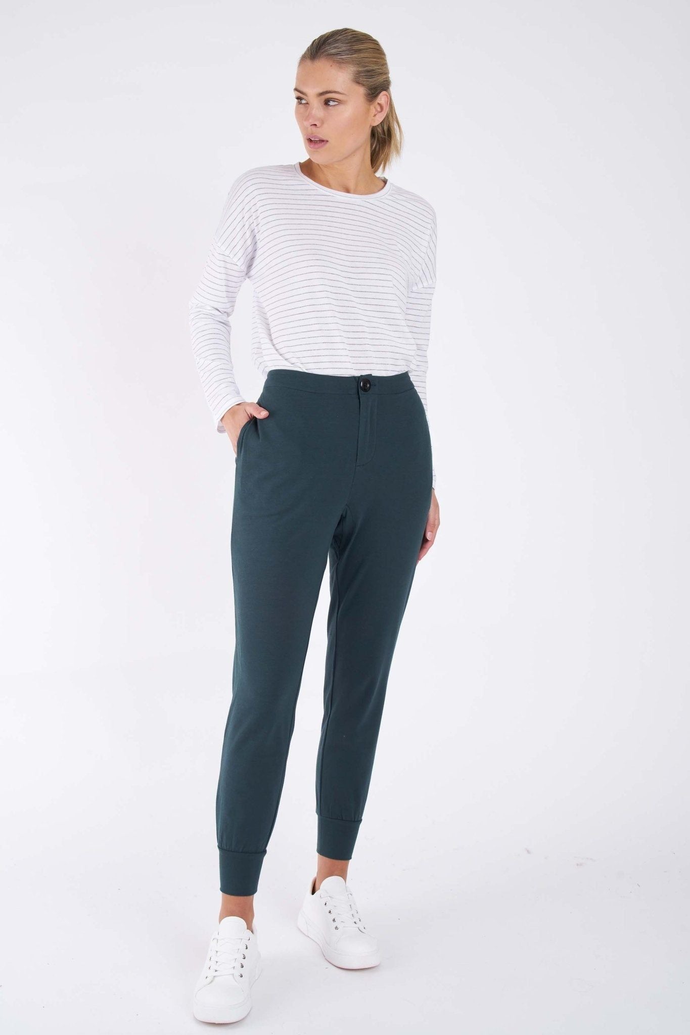 Betty Basics Mona Pant in Thyme - Hey Sara