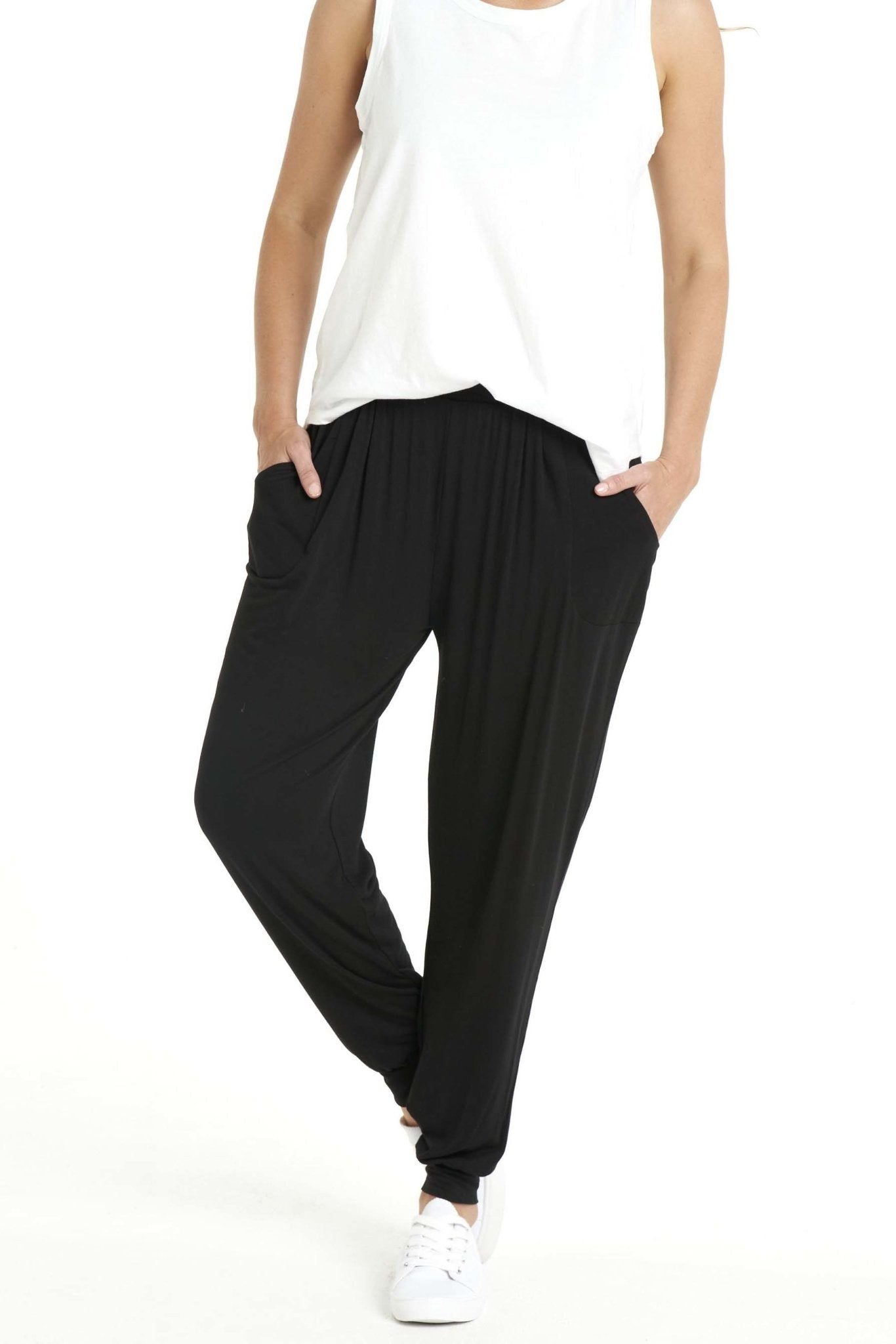 Betty Basics Paris Harem Pant in Black - Hey Sara