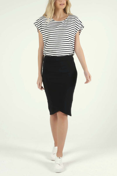 Betty Basics Siri Midi Skirt in Black - Hey Sara